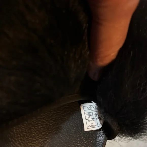 UGG Black Fur Slide Slippers - Picture 4 of 4